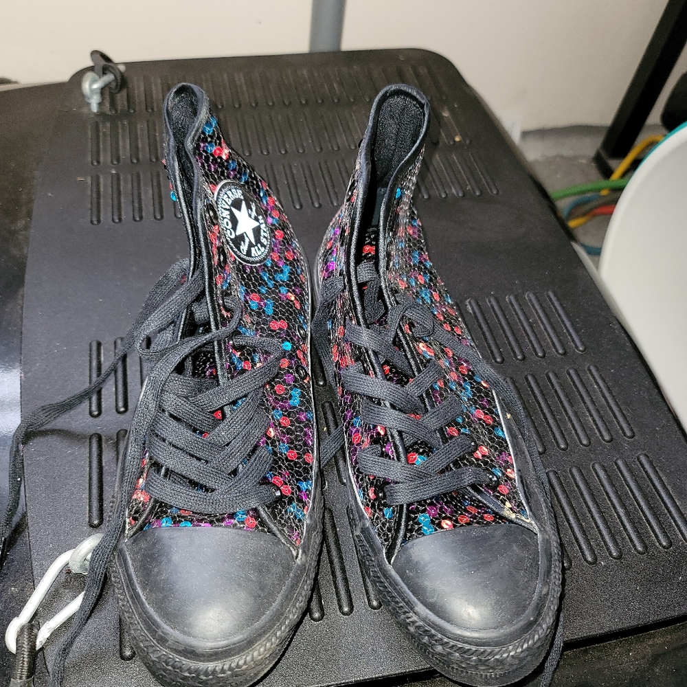 Converse women sequin sneakers size 8.5